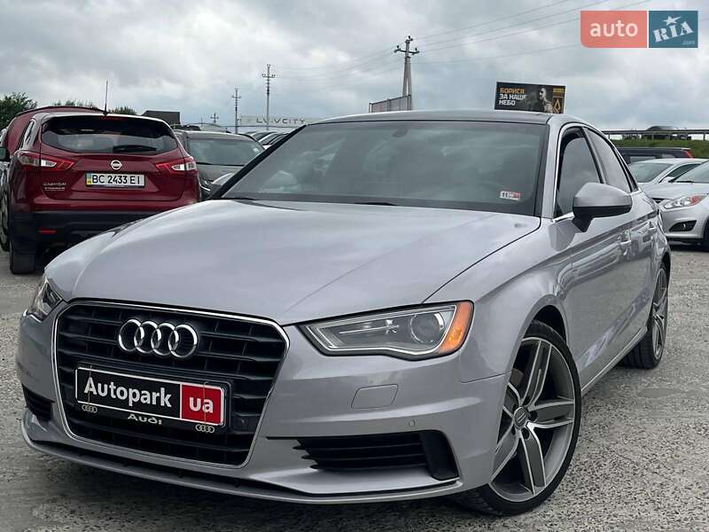Седан Audi A3 2014 в Львове Седан Audi A3 2014 в Львове