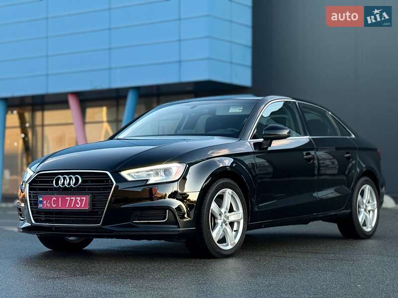 Седан Audi A3 2020 в Киеве