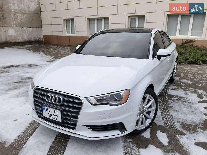 Седан Audi A3 2015 в Николаеве