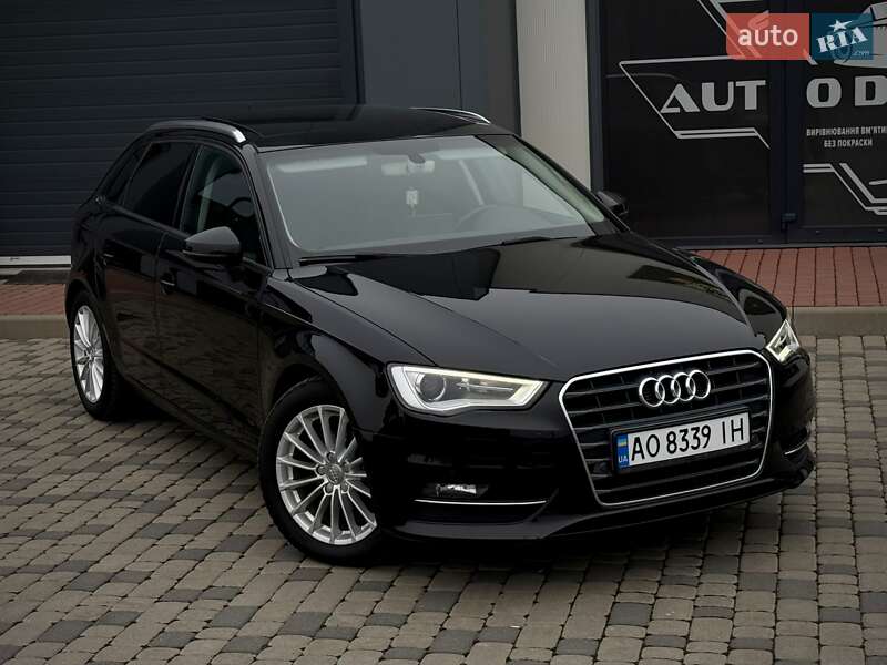Хэтчбек Audi A3 2015 в Мукачево Хэтчбек Audi A3 2015 в Мукачево