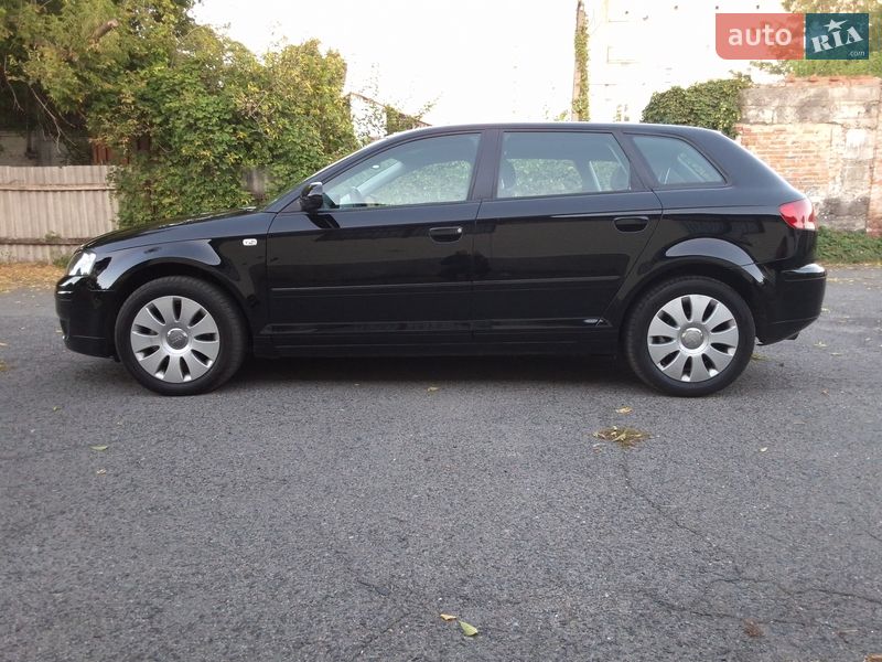 Хэтчбек Audi A3 2007 в Хороле