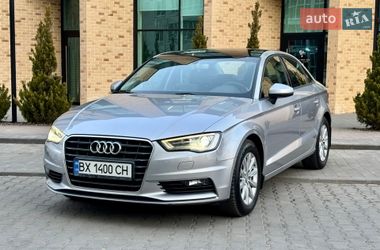 Седан Audi A3 2015 в Хмельницькому