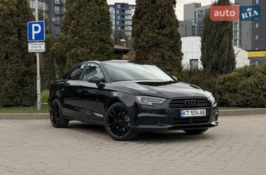 Седан Audi A3 2016 в Ивано-Франковске