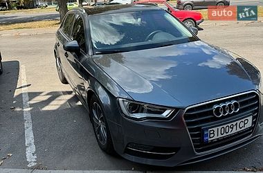 Хэтчбек Audi A3 2016 в Полтаве