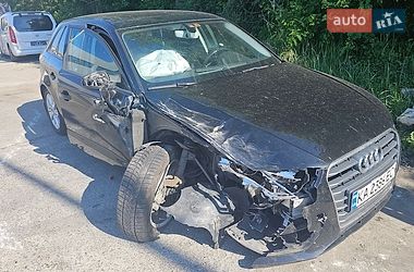 Хэтчбек Audi A3 2015 в Ужгороде