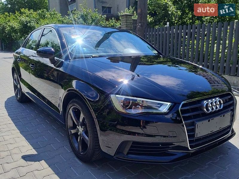 Седан Audi A3 2014 в Ивано-Франковске