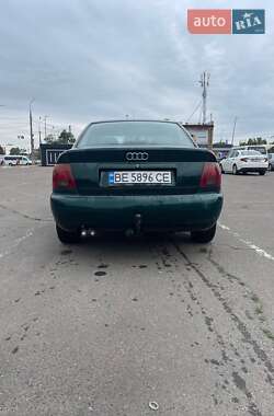 Седан Audi A4 1996 в Николаеве