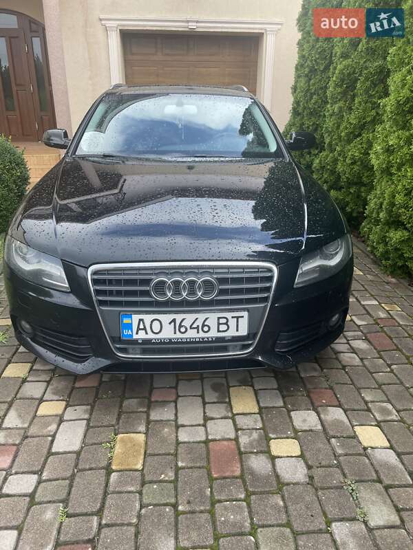 Универсал Audi A4 2011 в Берегово