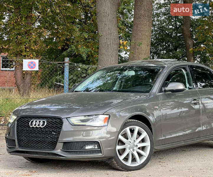 Седан Audi A4 2014 в Луцьку
