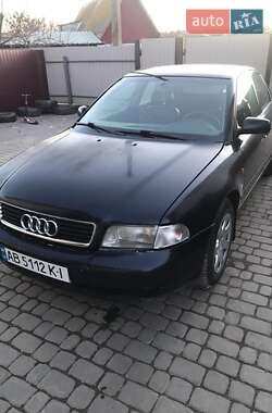 Седан Audi A4 1997 в Хмельнике