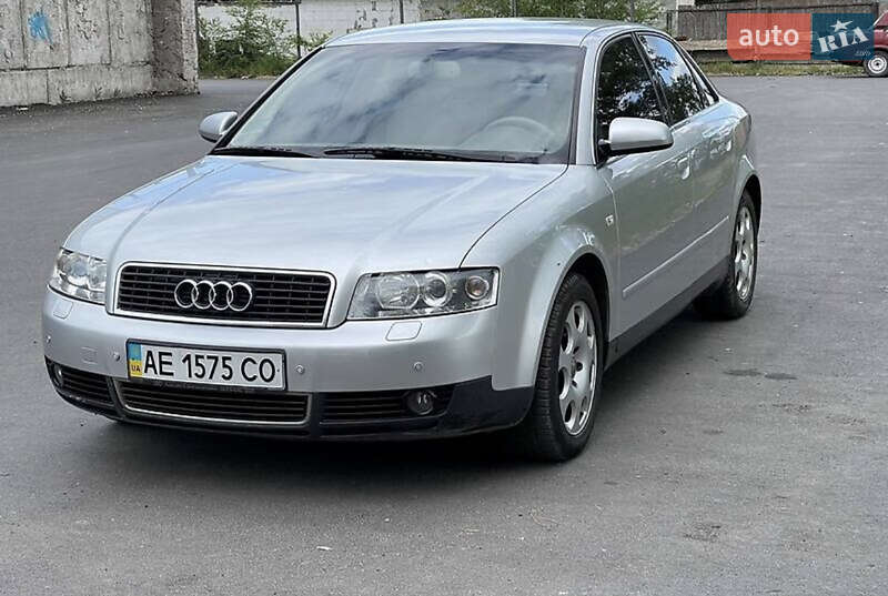 Седан Audi A4 2003 в Барвенкове