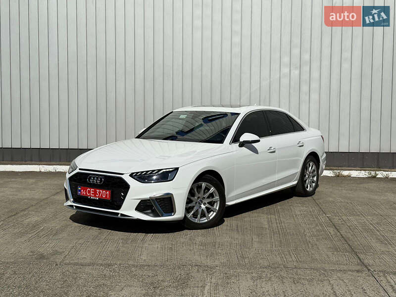 Седан Audi A4 2020 в Черновцах