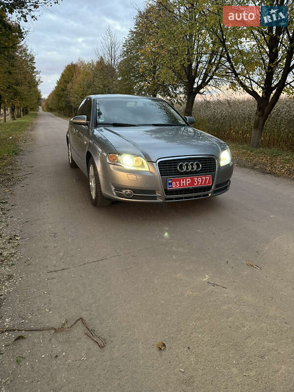 Седан Audi A4 2006 в Ровно
