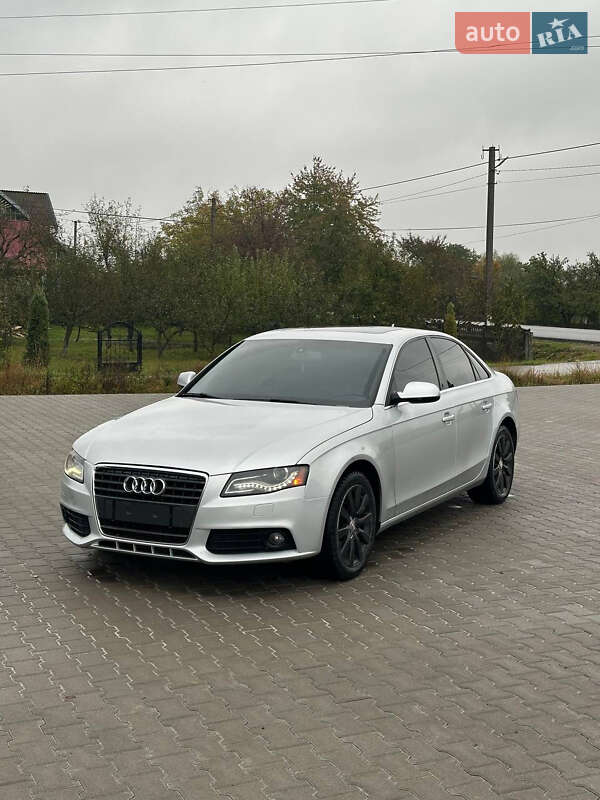 Седан Audi A4 2010 в Черновцах