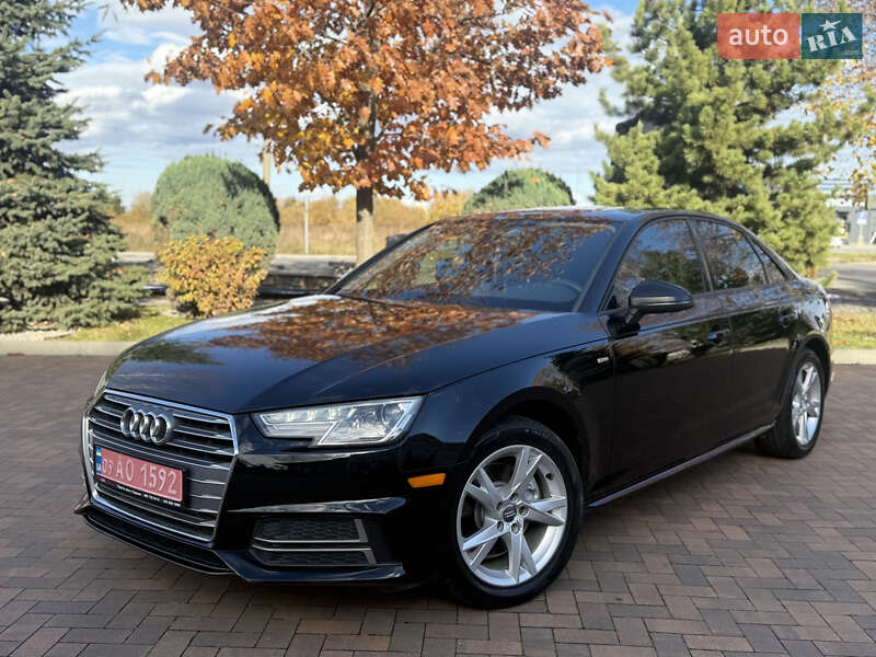 Седан Audi A4 2018 в Ивано-Франковске