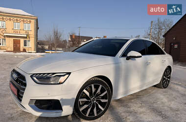 Седан Audi A4 2023 в Виннице