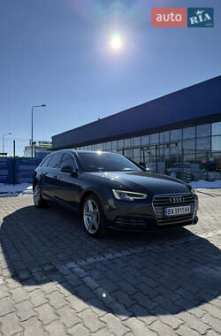 Універсал Audi A4 2017 в Львові