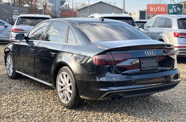 Седан Audi A4 2015 в Стрию