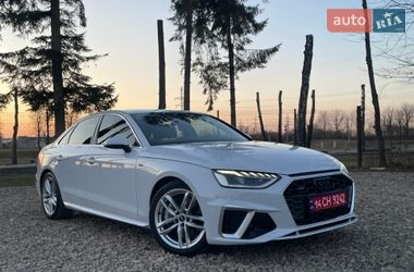 Седан Audi A4 2023 в Стрию