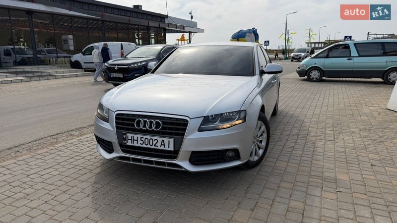 Седан Audi A4 2010 в Одессе