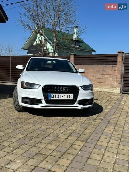 Седан Audi A4 2014 в Ивано-Франковске