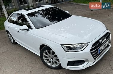 Седан Audi A4 2020 в Киеве