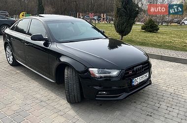 Седан Audi A4 2013 в Львові