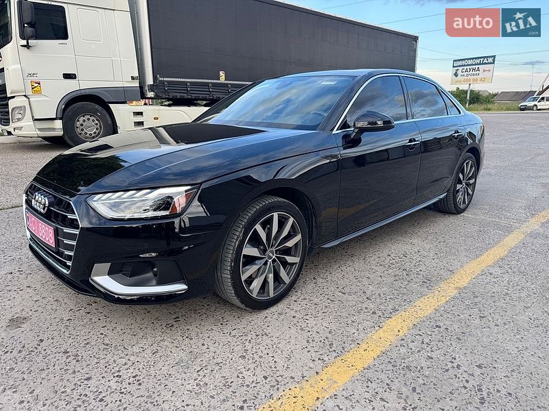 Седан Audi A4 2020 в Львове