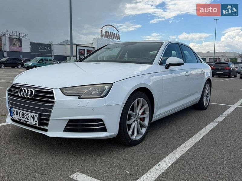 Седан Audi A4 2017 в Киеве