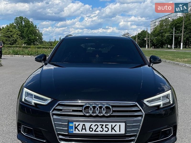 Универсал Audi A4 2018 в Харькове
