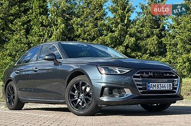 Седан Audi A4 2021 в Киеве