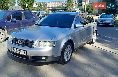 Универсал Audi A4 2002 в Вараше