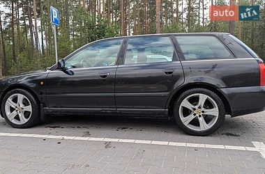 Універсал Audi A4 1998 в Маневичах Універсал Audi A4 1998 в Маневичах