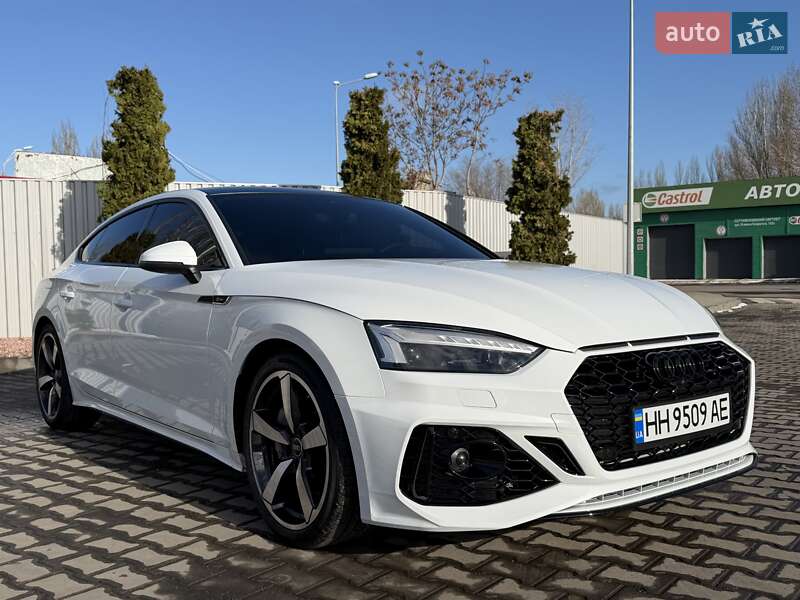Лифтбек Audi A5 2024 в Одессе Лифтбек Audi A5 2024 в Одессе