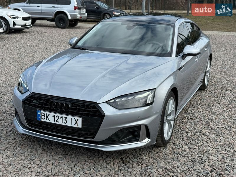 Лифтбек Audi A5 2023 в Киеве