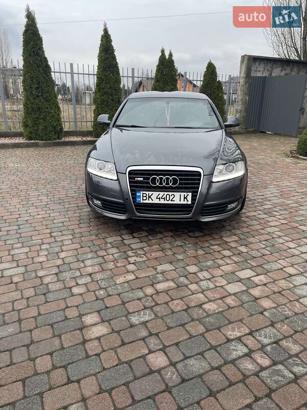 Седан Audi A6 2010 в Сарнах