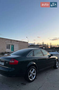 Седан Audi A6 2001 в Вараше