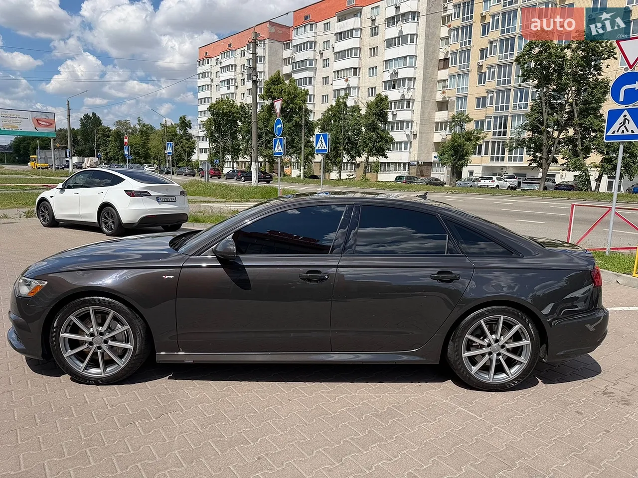 Audi A6 2017 photo 2