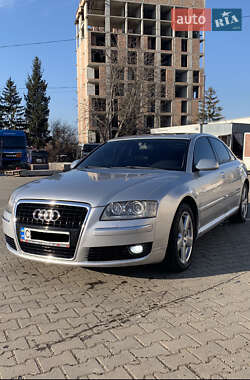 Седан Audi A8 2005 в Чернівцях