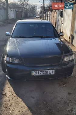 Седан Audi A8 1995 в Одесі