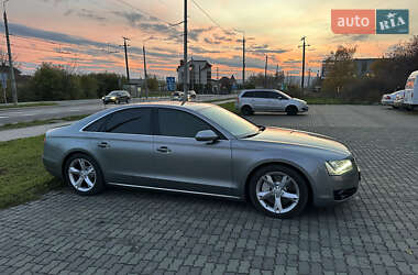 Седан Audi A8 2011 в Черновцах