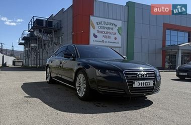 Седан Audi A8 2011 в Сваляве