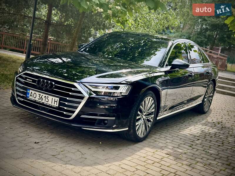 Седан Audi A8 2018 в Ивано-Франковске