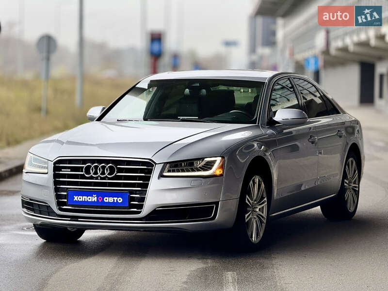 Седан Audi A8 2015 в Киеве