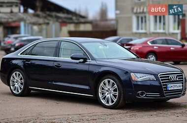 Седан Audi A8 2012 в Житомирі