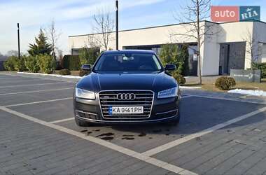 Седан Audi A8 2017 в Мукачевому