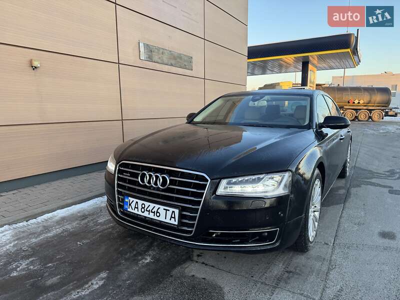 Седан Audi A8 2015 в Киеве