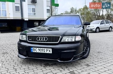 Седан Audi A8 1995 в Львові