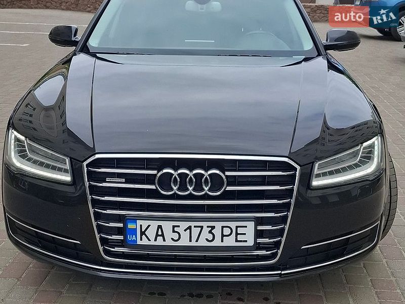 Седан Audi A8 2017 в Киеве