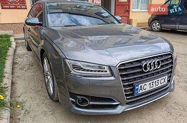 Седан Audi A8 2015 в Луцке